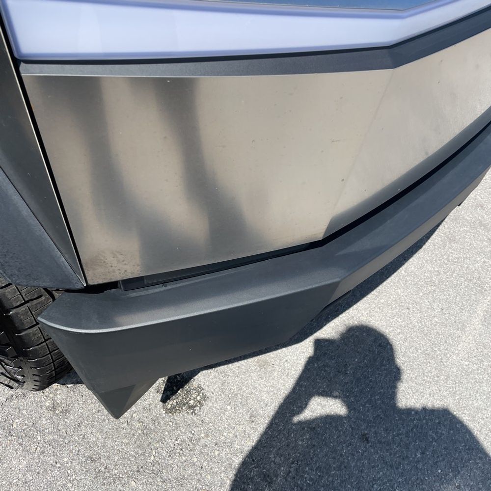2024 Tesla Cybertruck Base