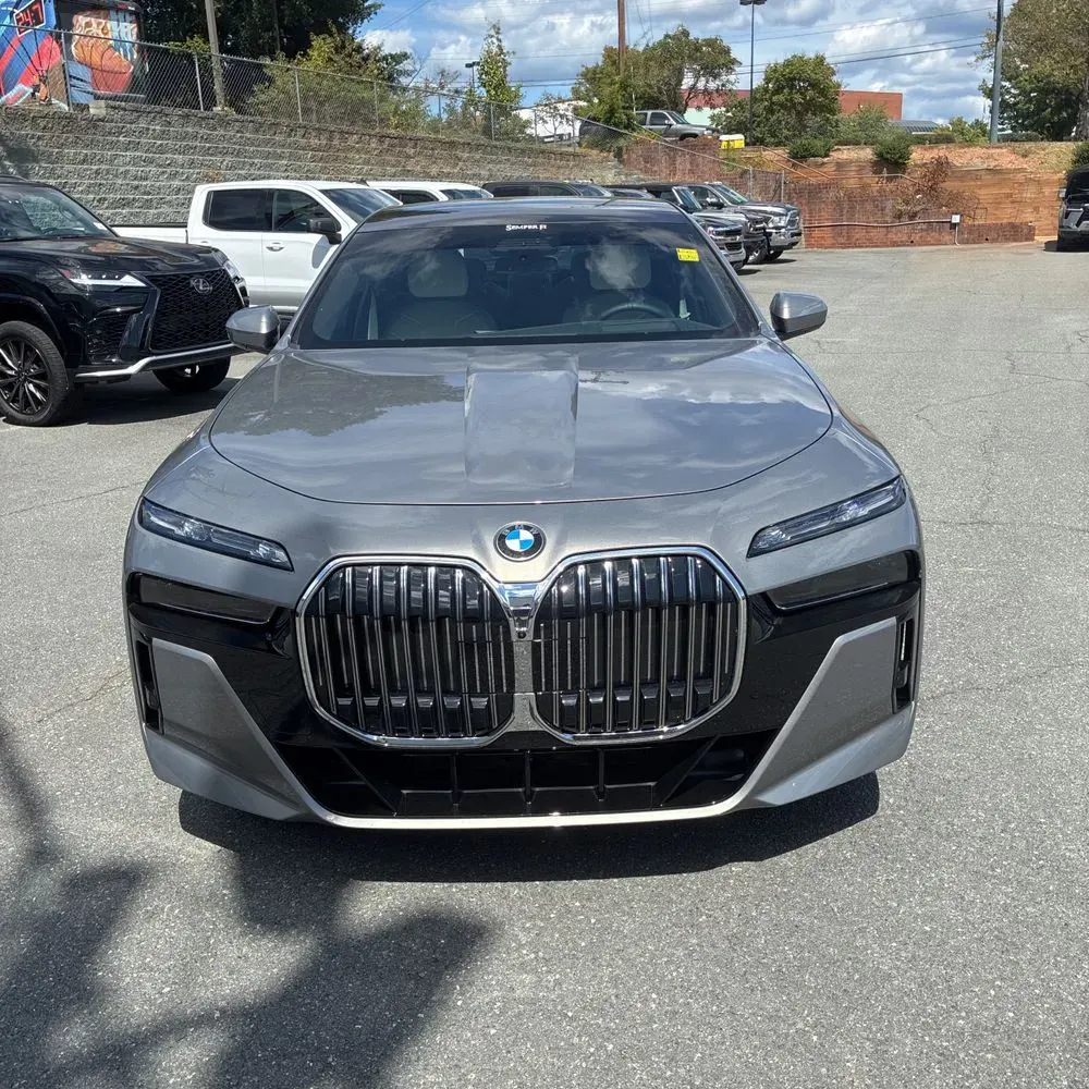2025 BMW 7-Series 760i xDrive