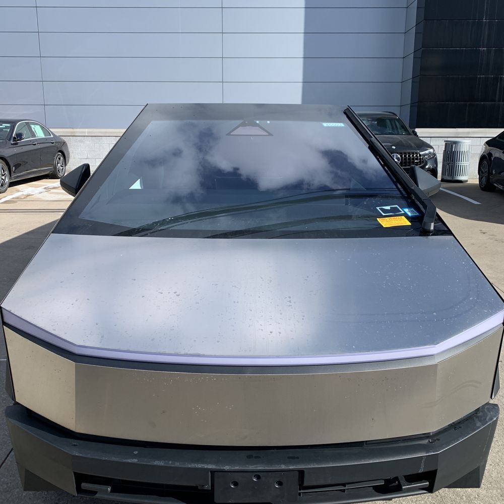2024 Tesla Cybertruck Base