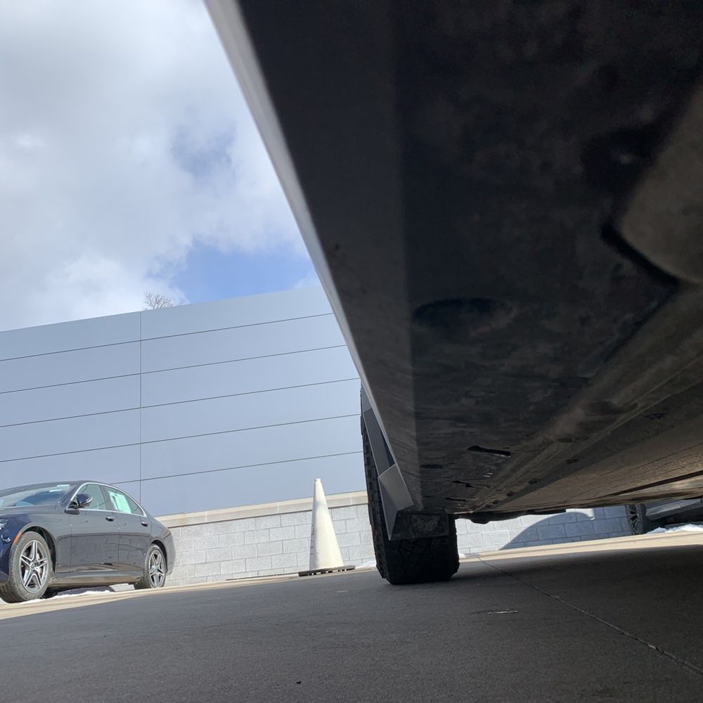 2024 Tesla Cybertruck Base