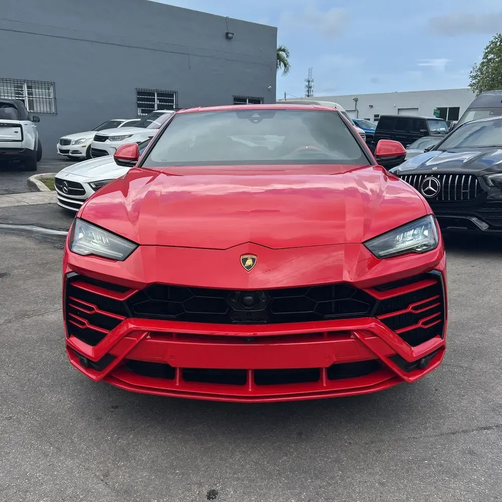 2021 Lamborghini Urus Base