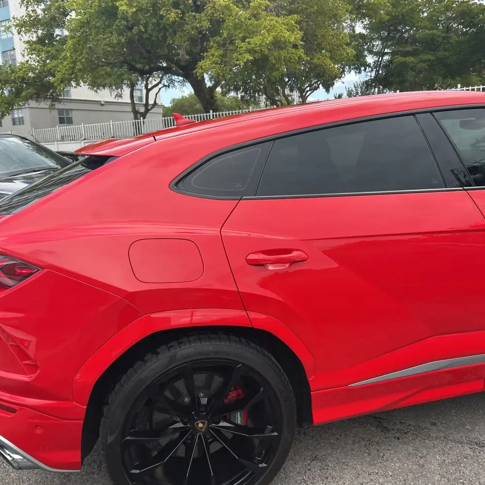 2021 Lamborghini Urus Base