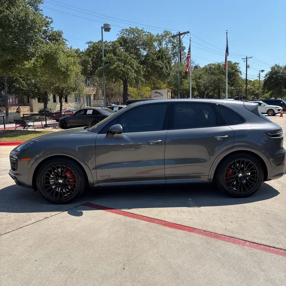 2023 Porsche Cayenne GTS