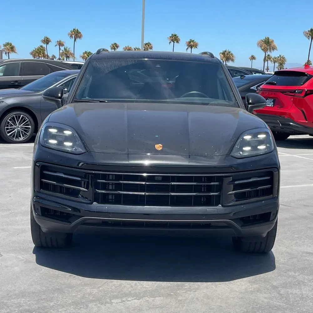 2024 Porsche Cayenne Base
