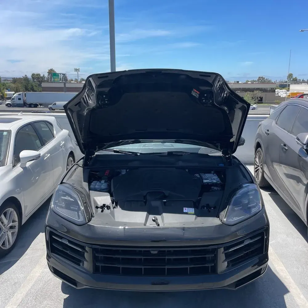2024 Porsche Cayenne Base