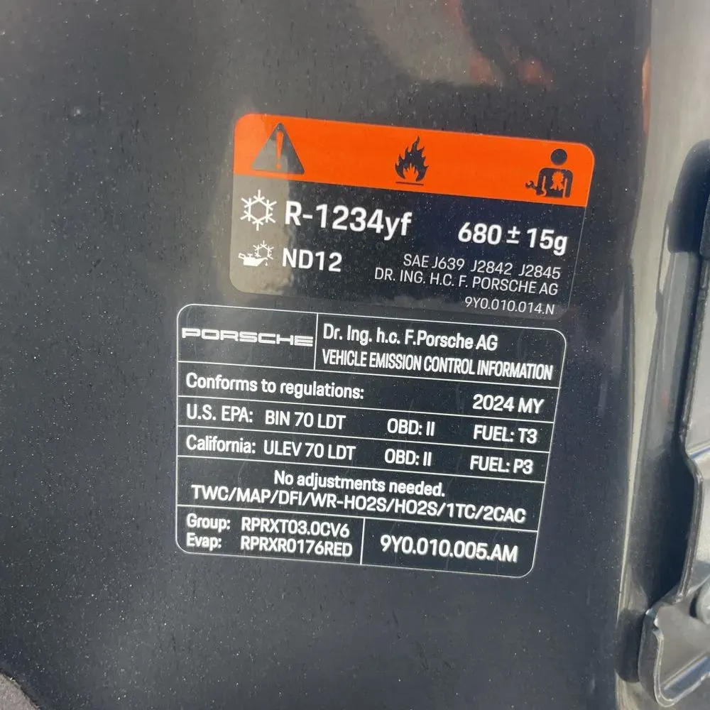 2024 Porsche Cayenne Base