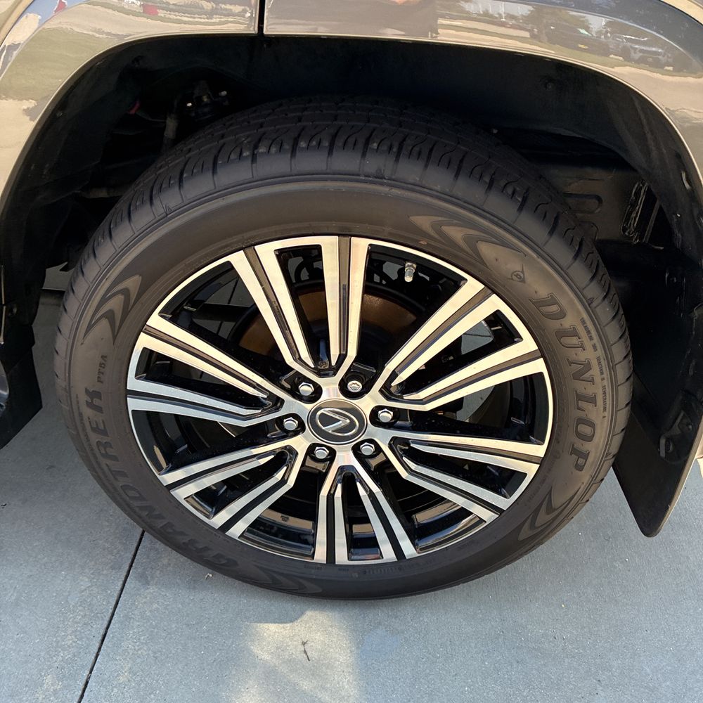 2022 Lexus LX 600 Luxury