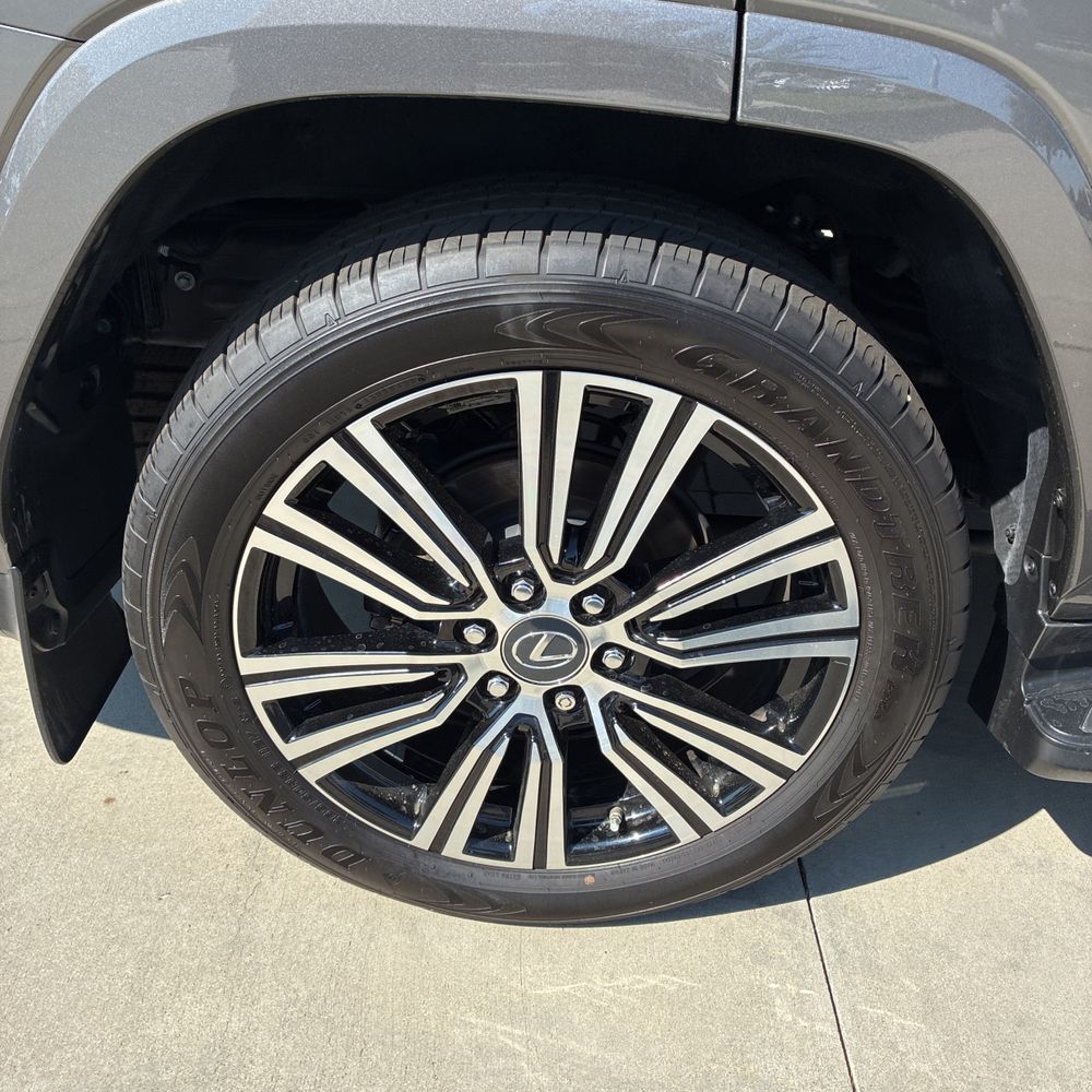 2022 Lexus LX 600 Luxury