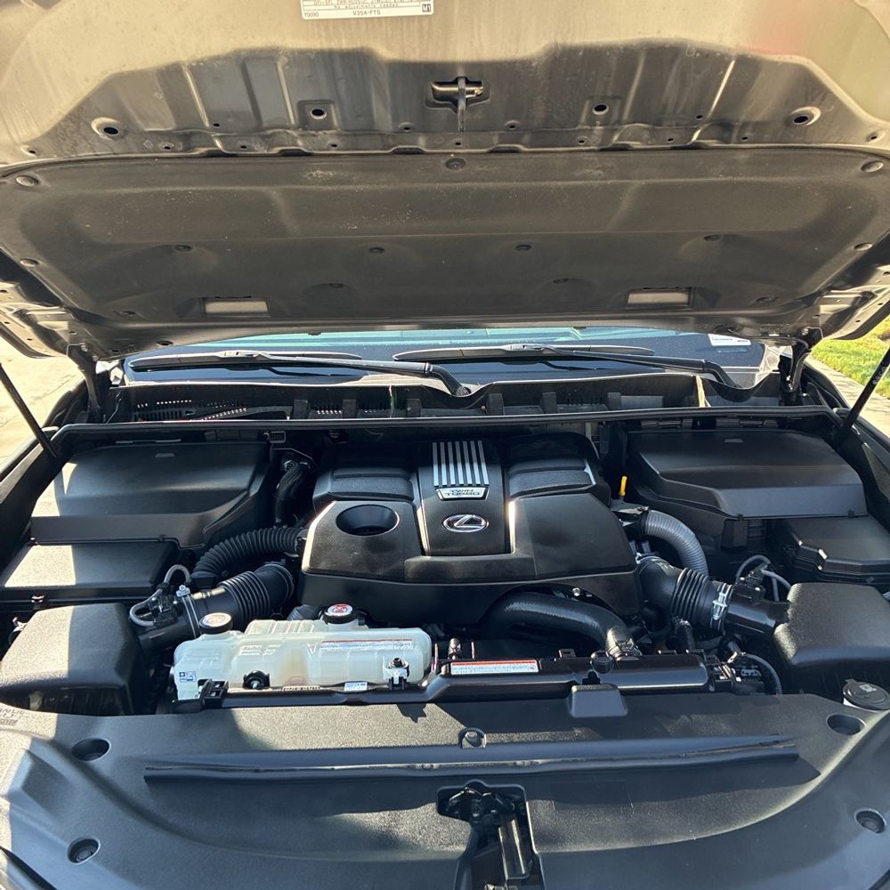 2022 Lexus LX 600 Luxury