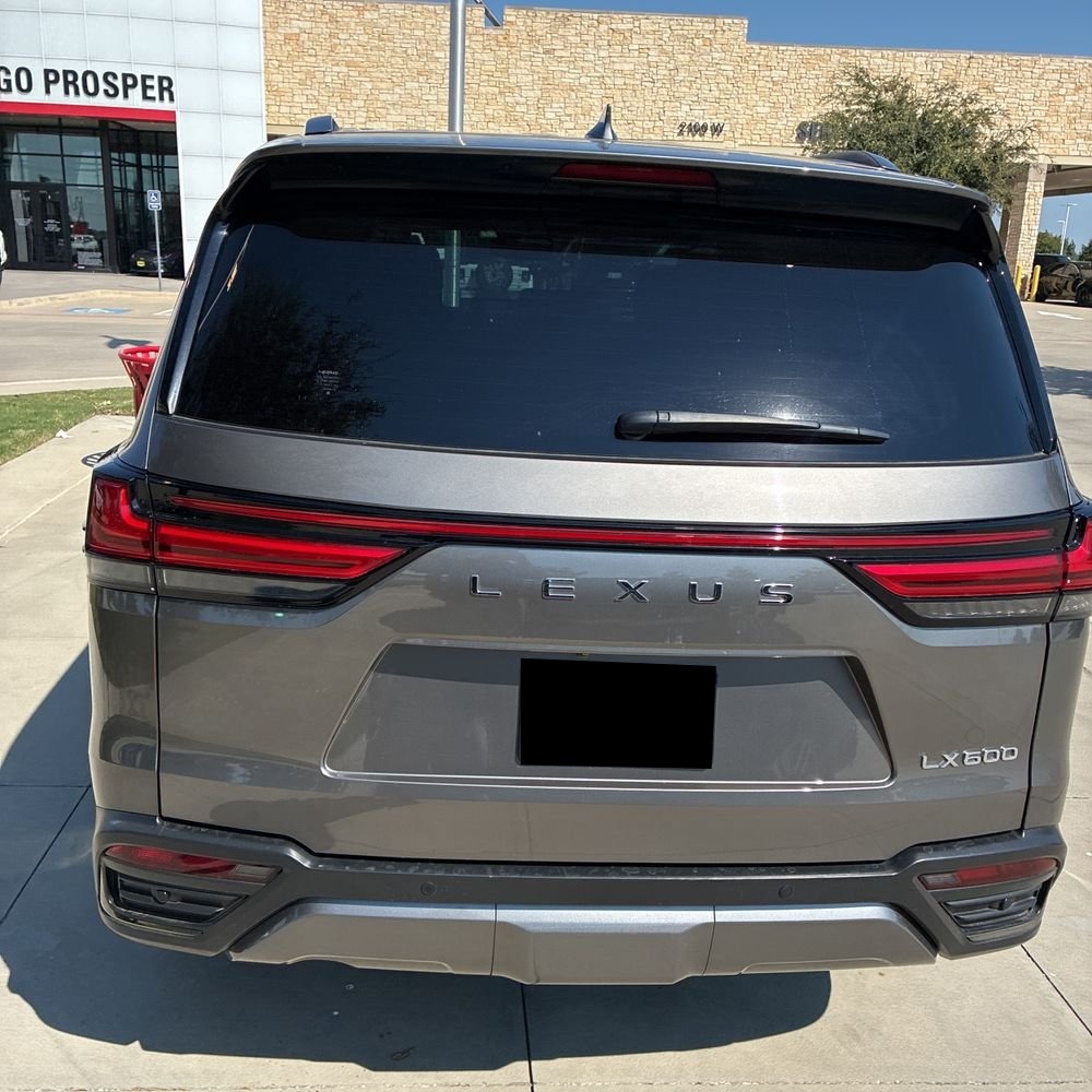 2022 Lexus LX 600 Luxury