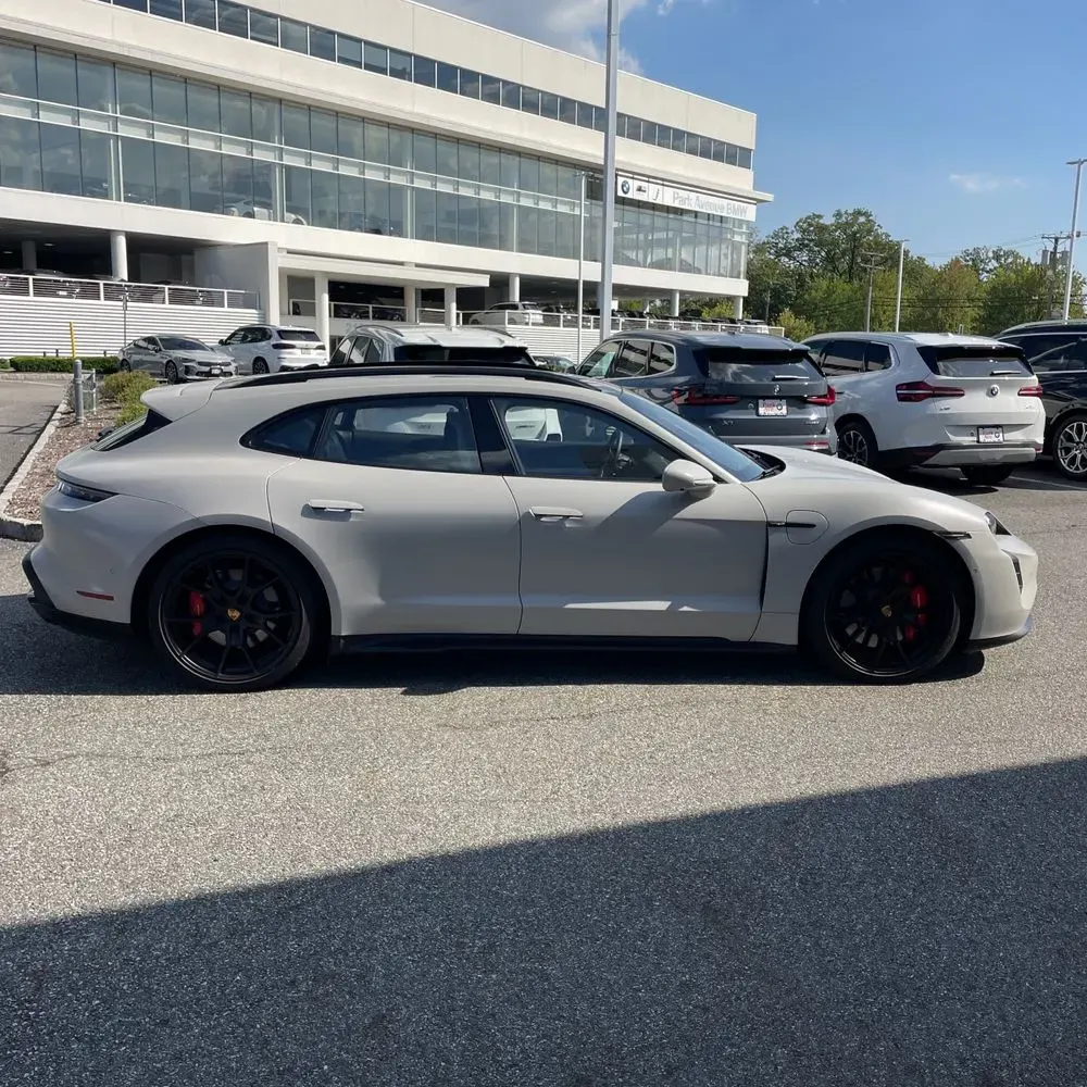 2024 Porsche Taycan GTS Sport Turismo