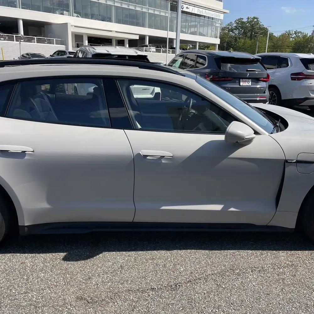 2024 Porsche Taycan GTS Sport Turismo