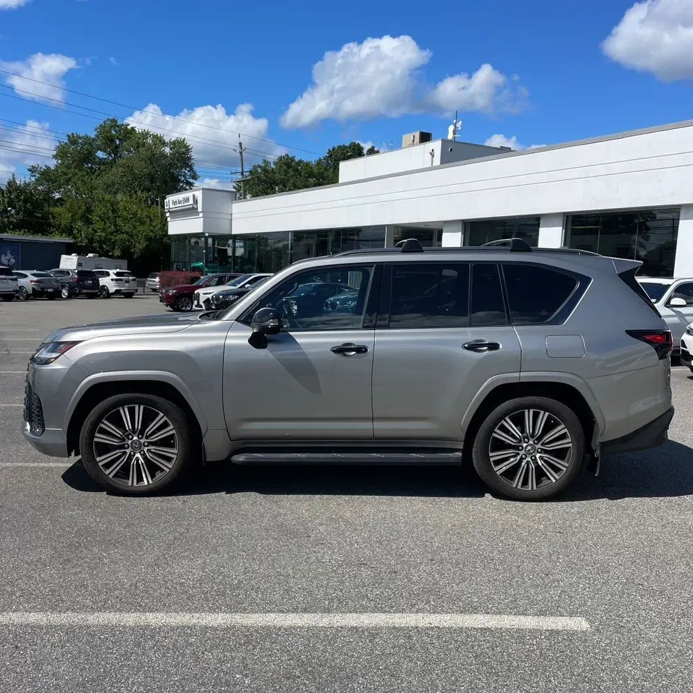 2023 Lexus LX 600 Luxury