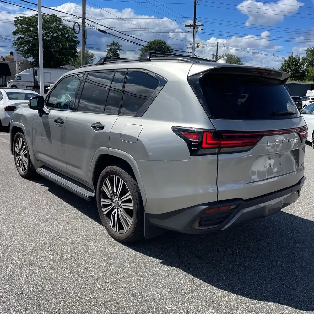 2023 Lexus LX 600 Luxury