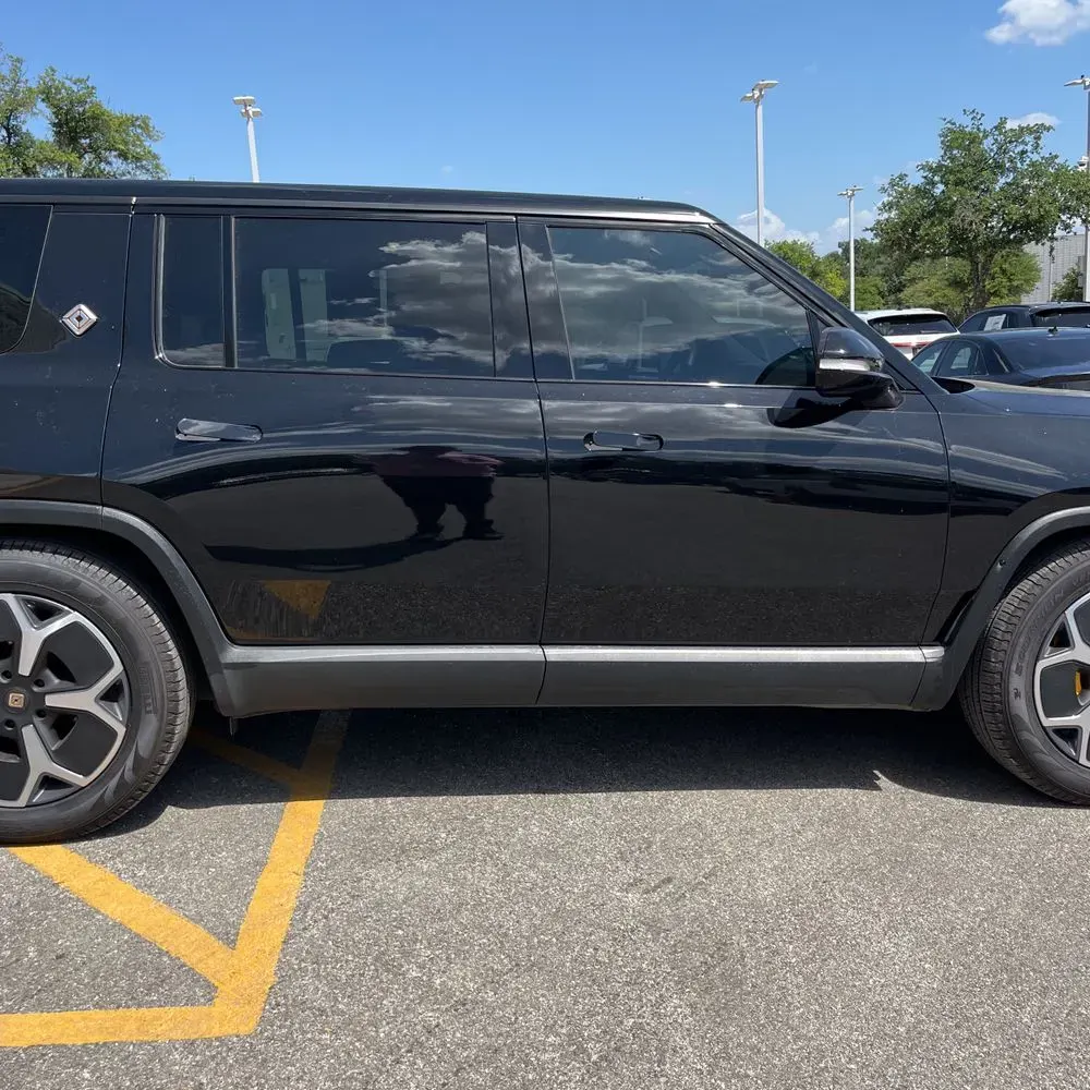 2022 Rivian R1S Launch Edition