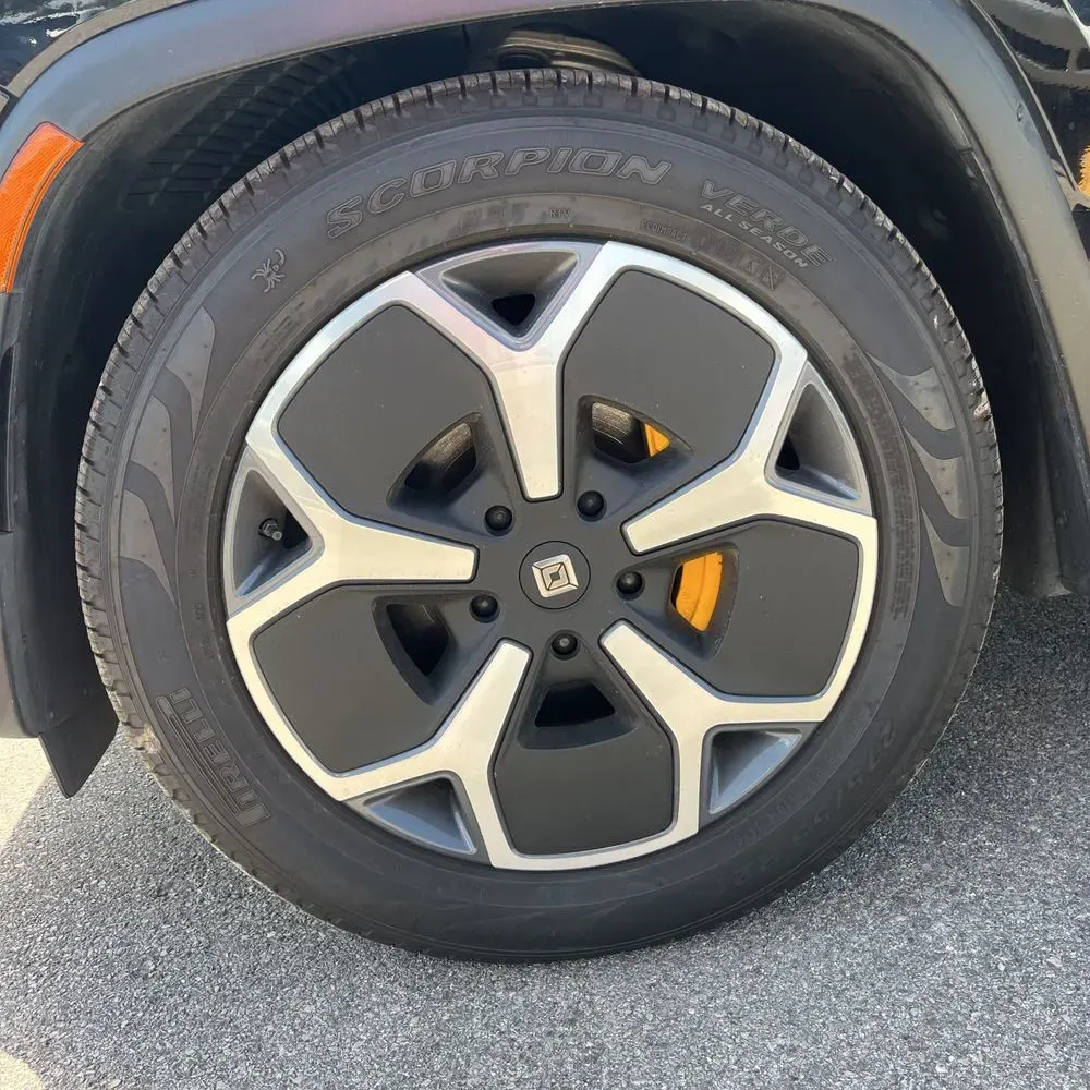 2022 Rivian R1S Launch Edition