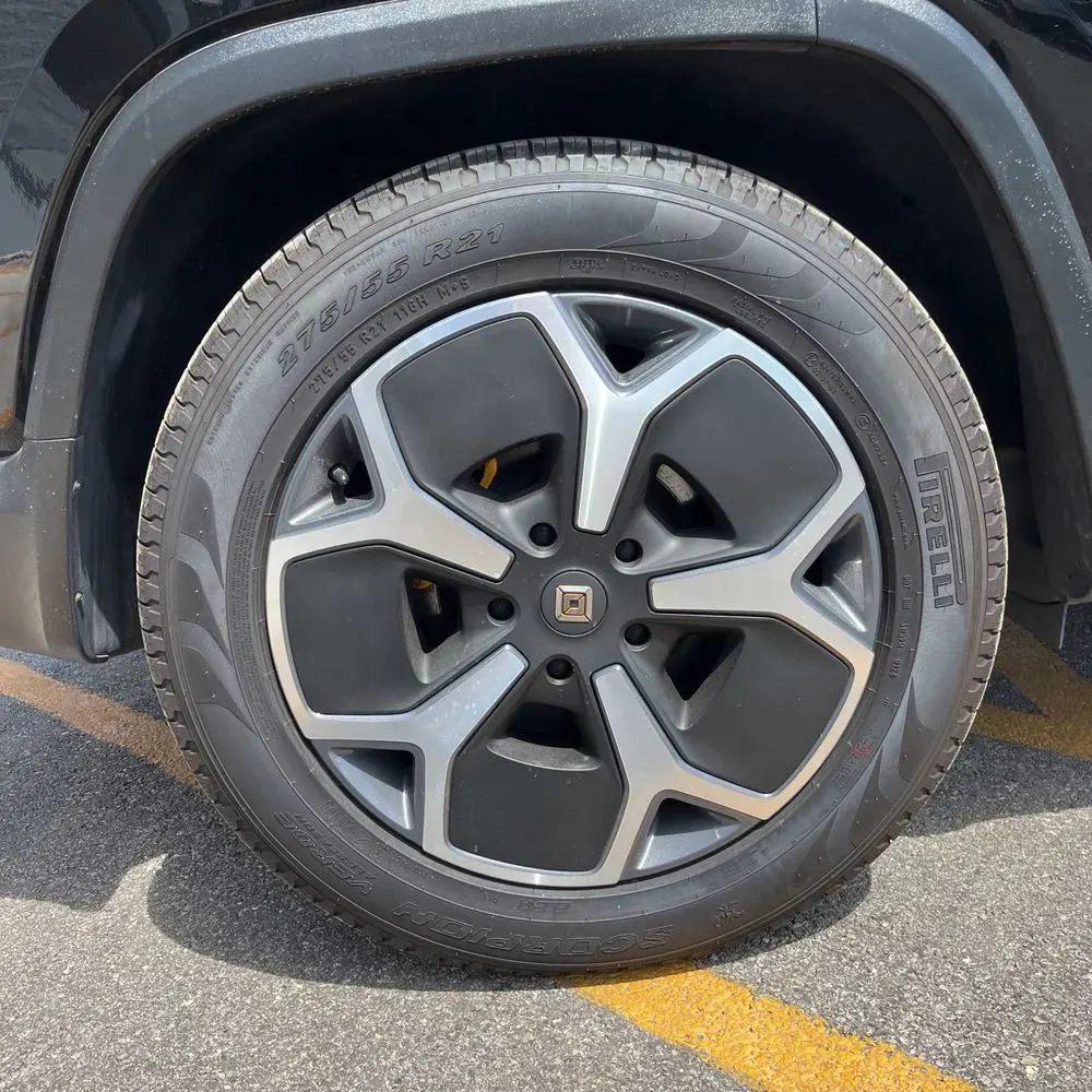 2022 Rivian R1S Launch Edition