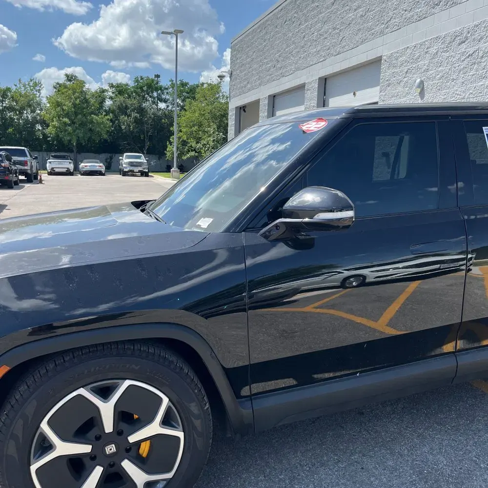 2022 Rivian R1S Launch Edition
