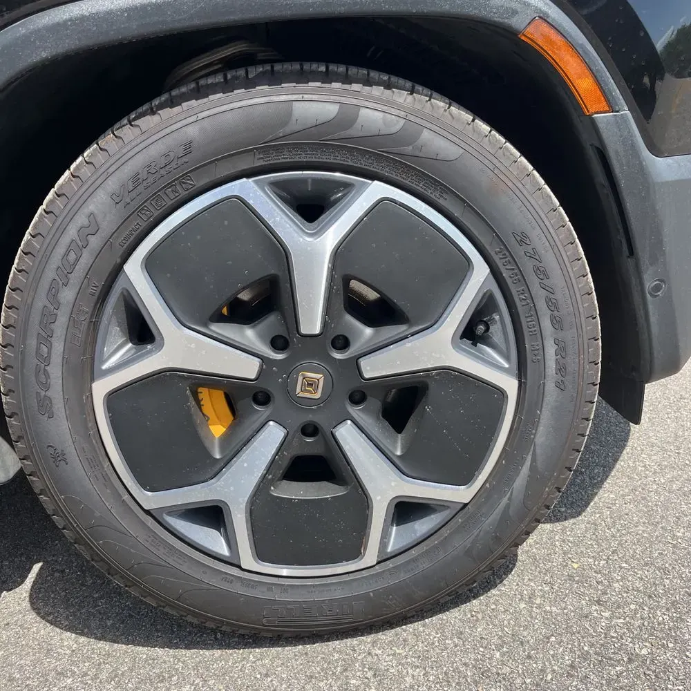 2022 Rivian R1S Launch Edition