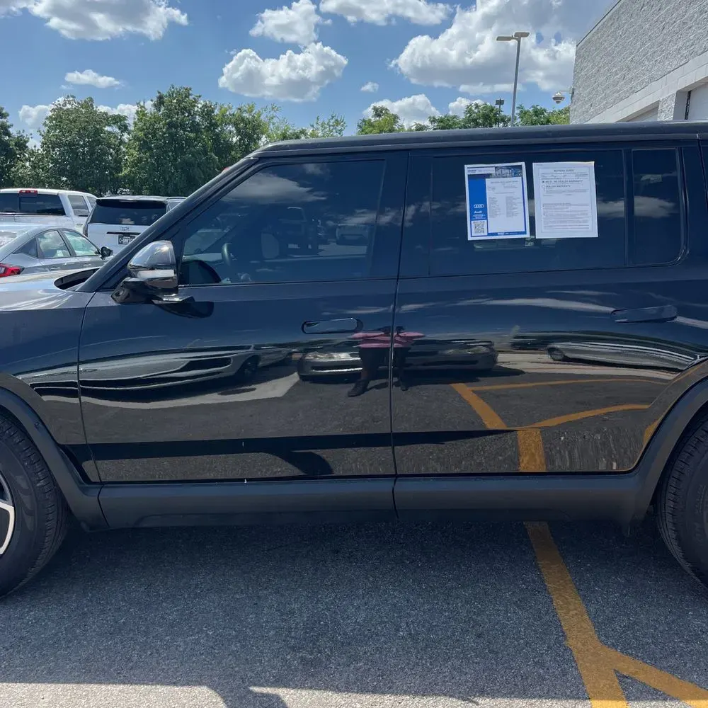 2022 Rivian R1S Launch Edition