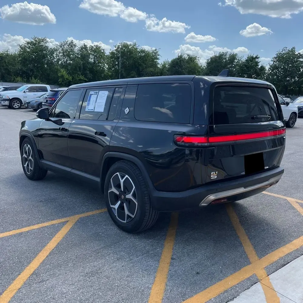 2022 Rivian R1S Launch Edition