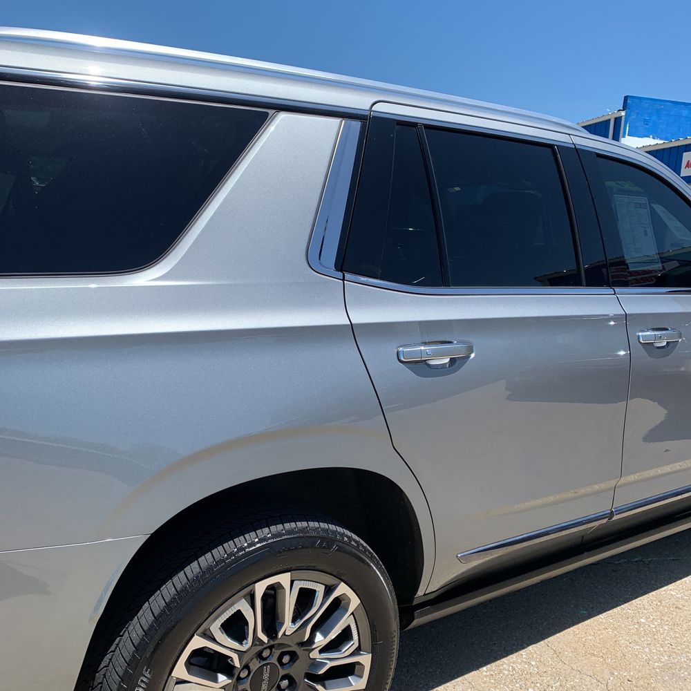 2024 GMC Yukon Denali Ultimate