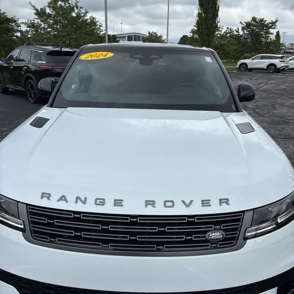 2024 Land Rover Range Rover Sport P360 SE