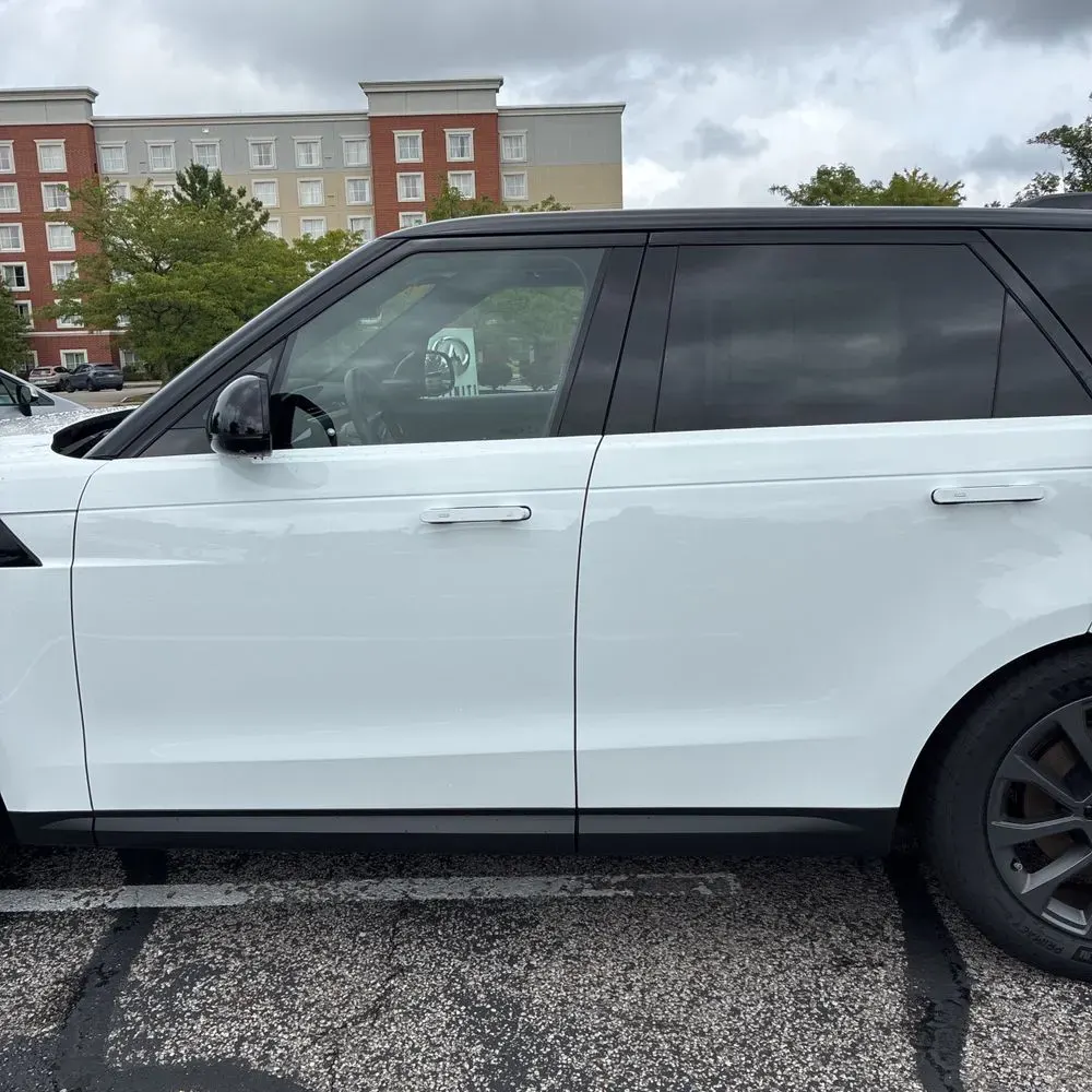 2024 Land Rover Range Rover Sport P360 SE