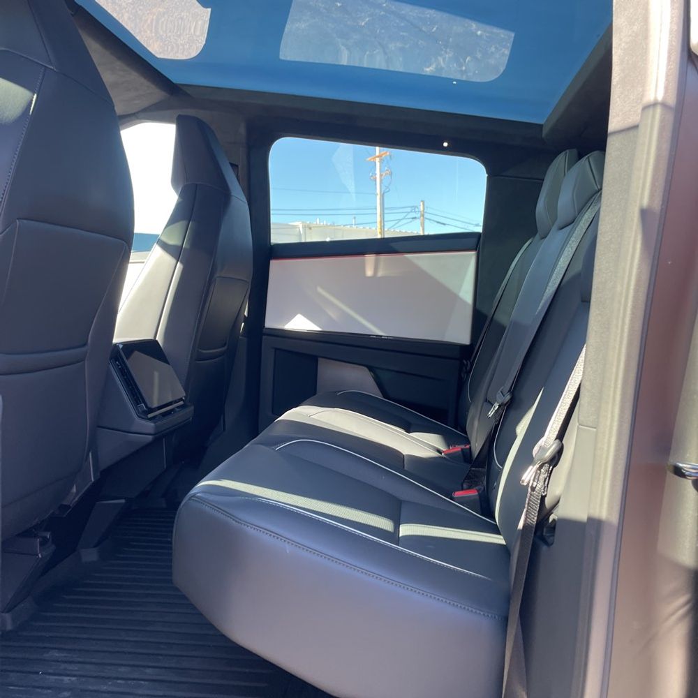 2024 Tesla Cybertruck Base
