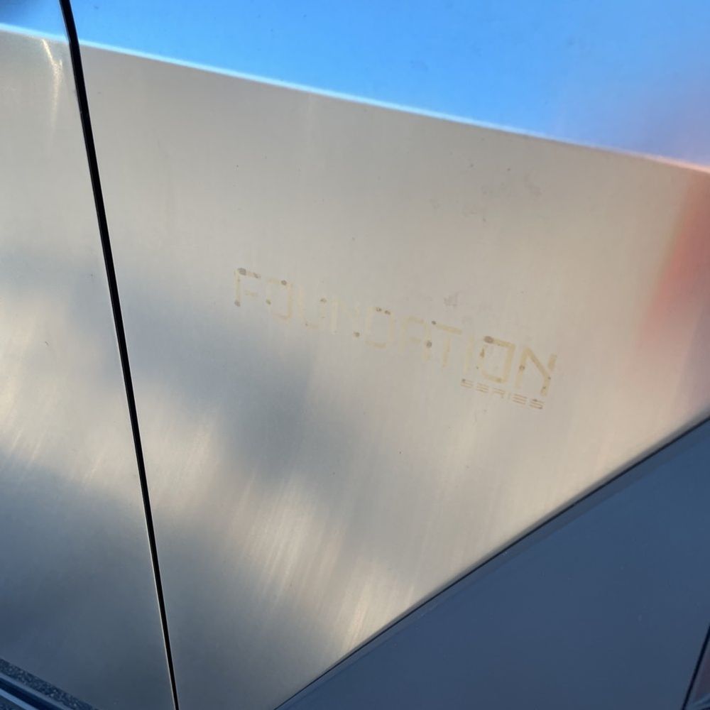 2024 Tesla Cybertruck Base