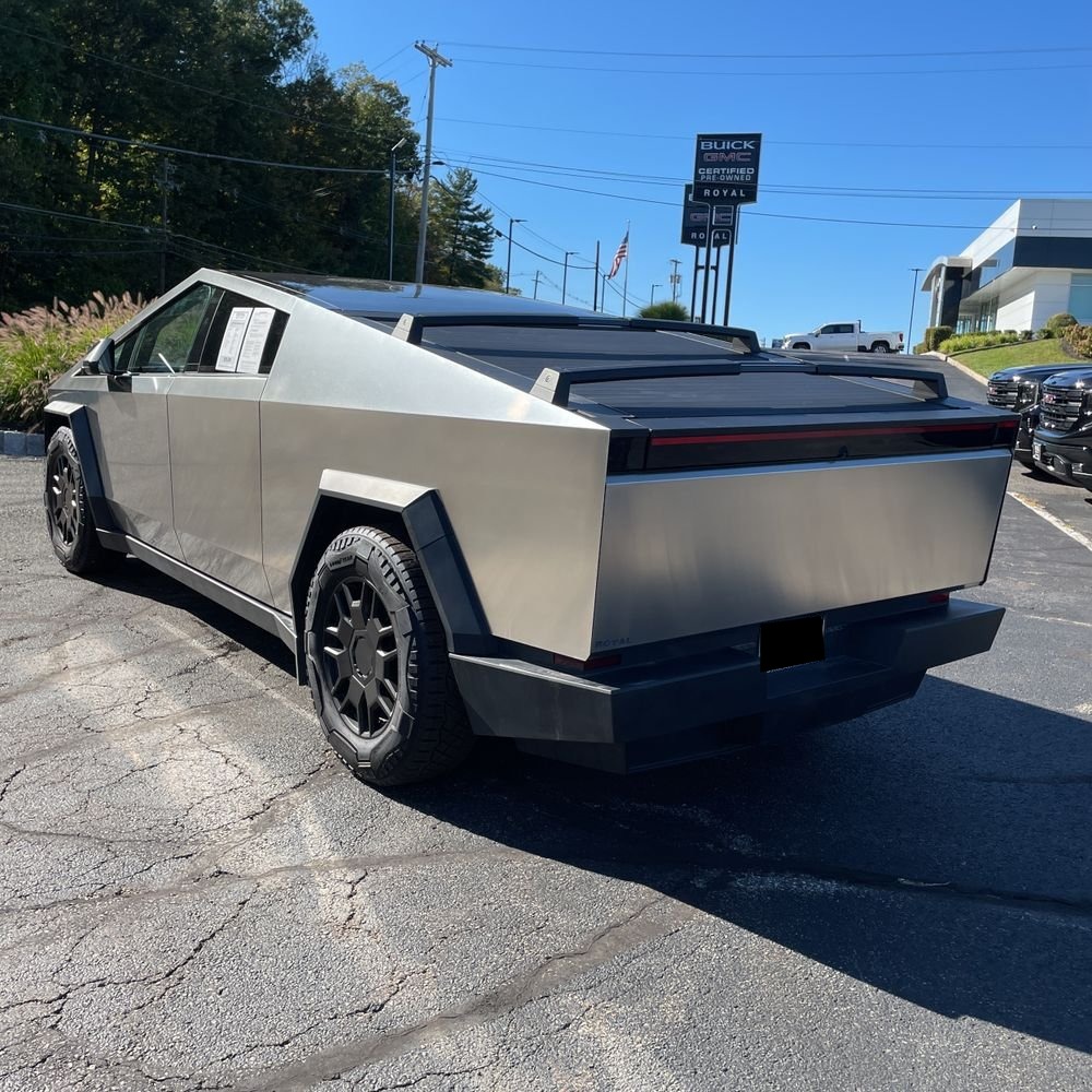 2024 Tesla Cybertruck Base