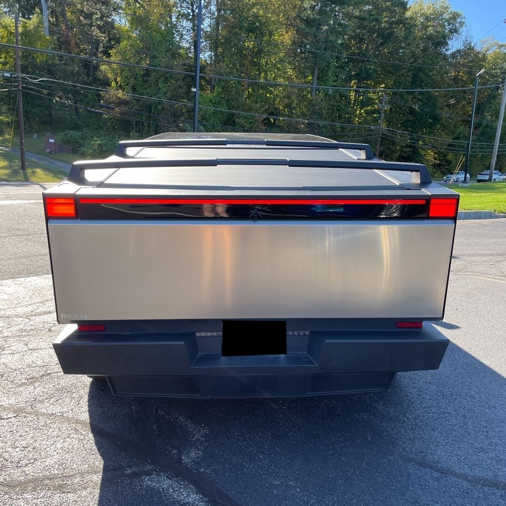 2024 Tesla Cybertruck Base