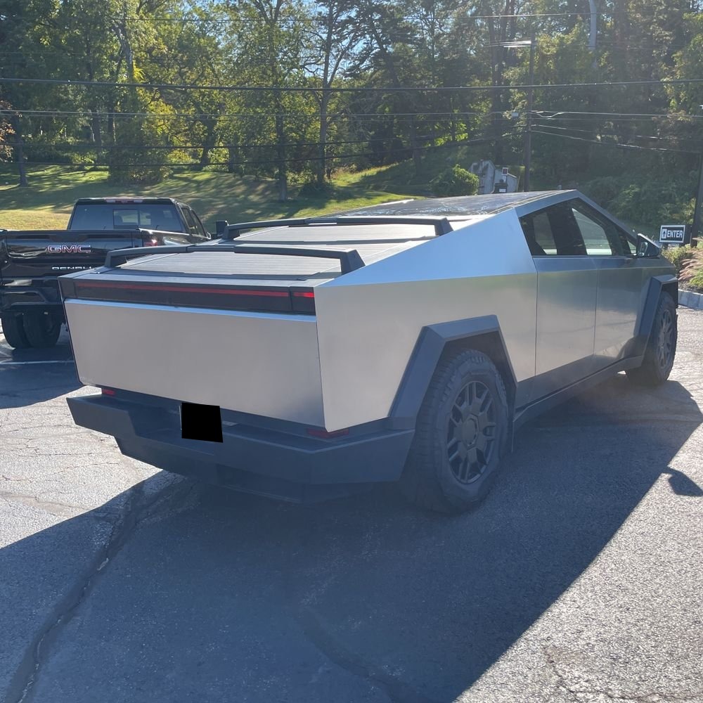 2024 Tesla Cybertruck Base