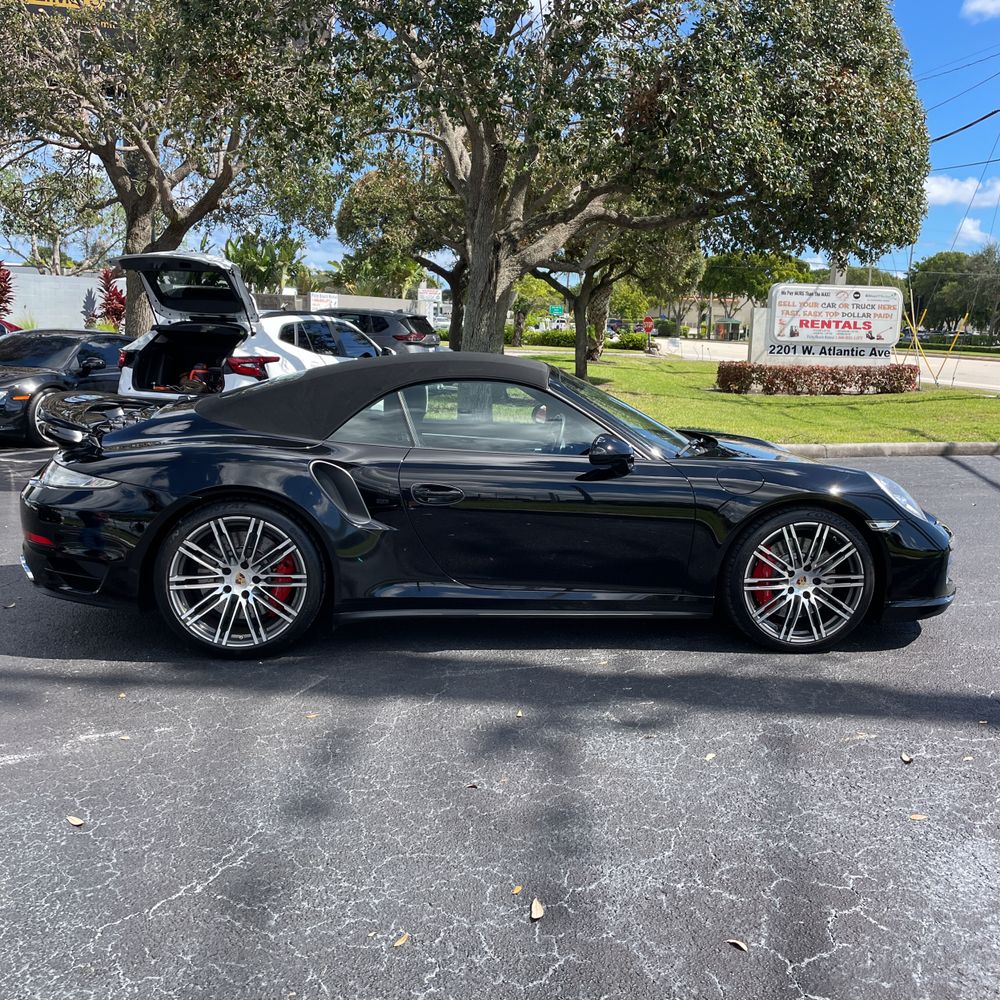 2014 Porsche 911 Carrera 4 Base