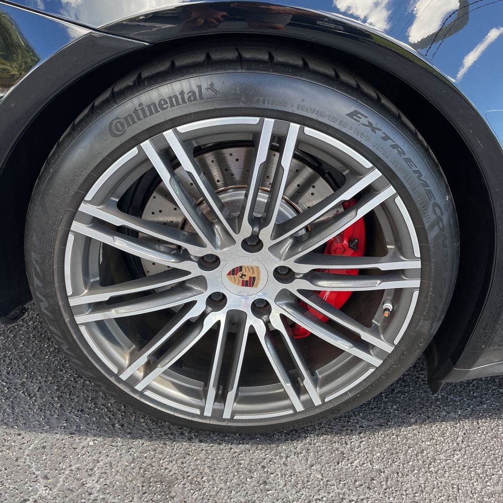 2014 Porsche 911 Carrera 4 Base