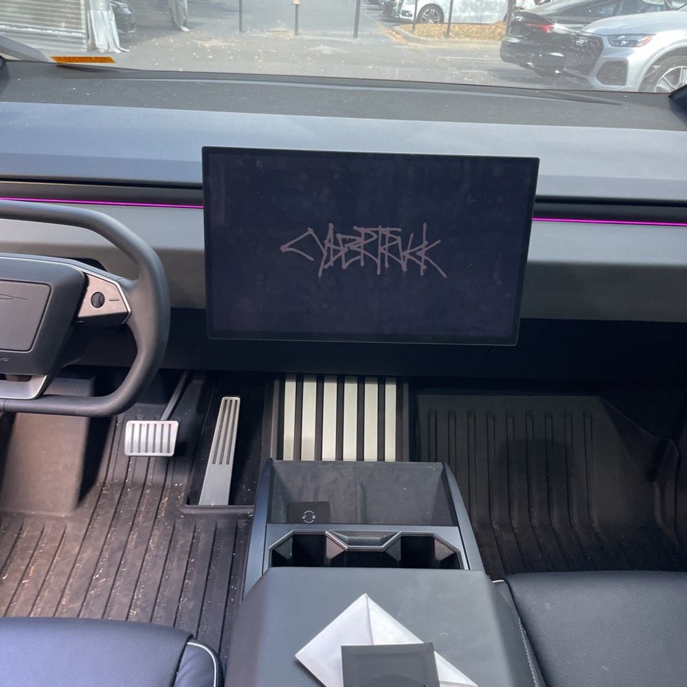 2024 Tesla Cybertruck Base