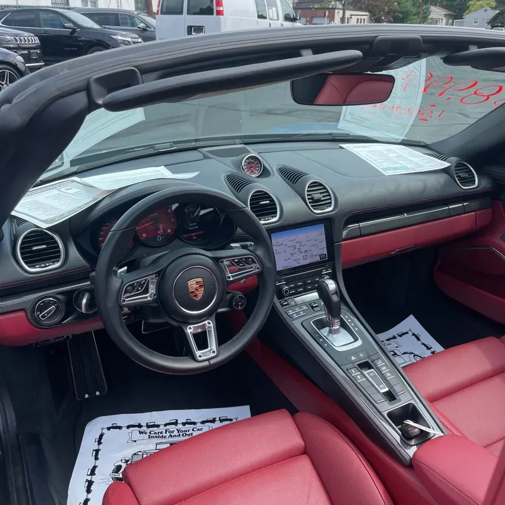 2023 Porsche 718 Boxster S