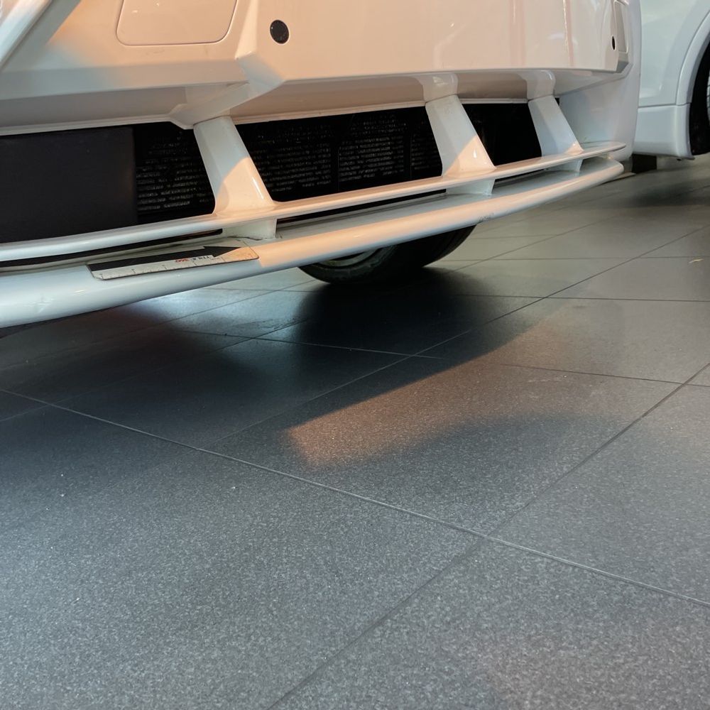 2019 Lamborghini Urus Base