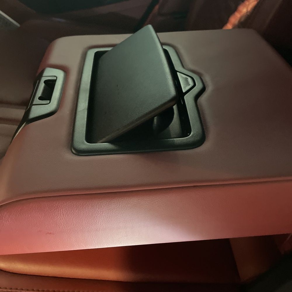2019 Lamborghini Urus Base