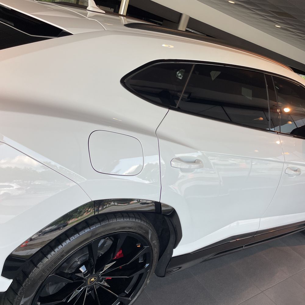 2019 Lamborghini Urus Base