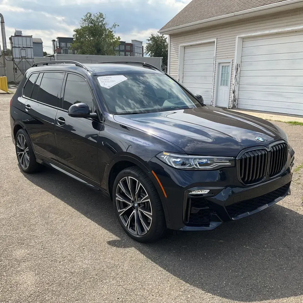 2021 BMW X7 M50i