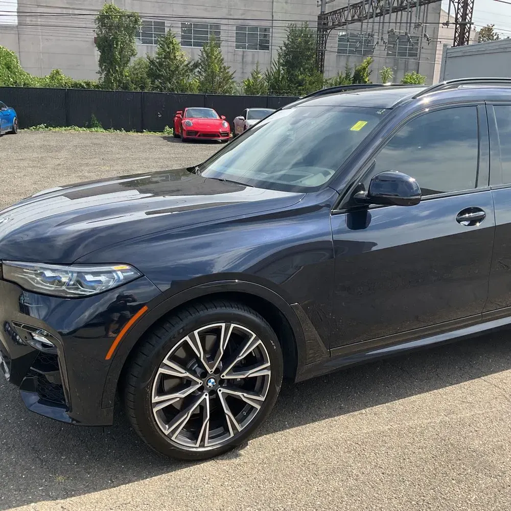 2021 BMW X7 M50i
