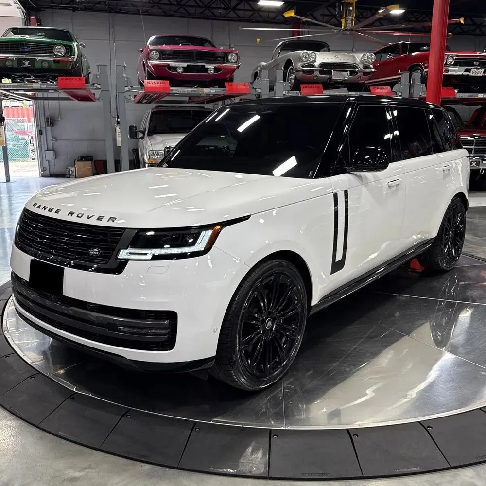 2023 Land Rover Range Rover P530 SE LWB