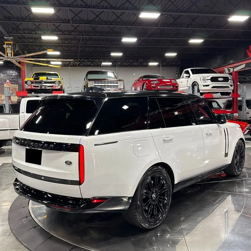 2023 Land Rover Range Rover P530 SE LWB