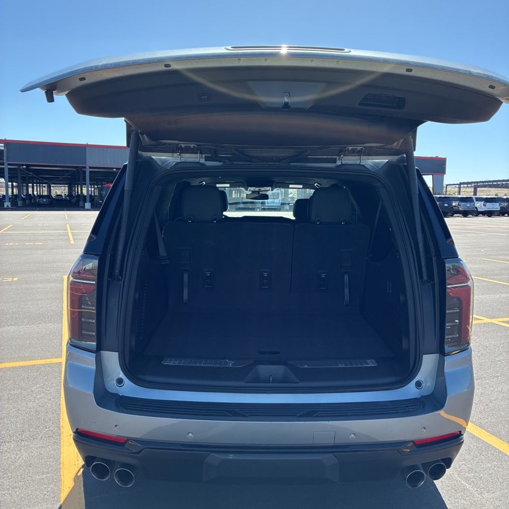 2025 Chevrolet Suburban Z71