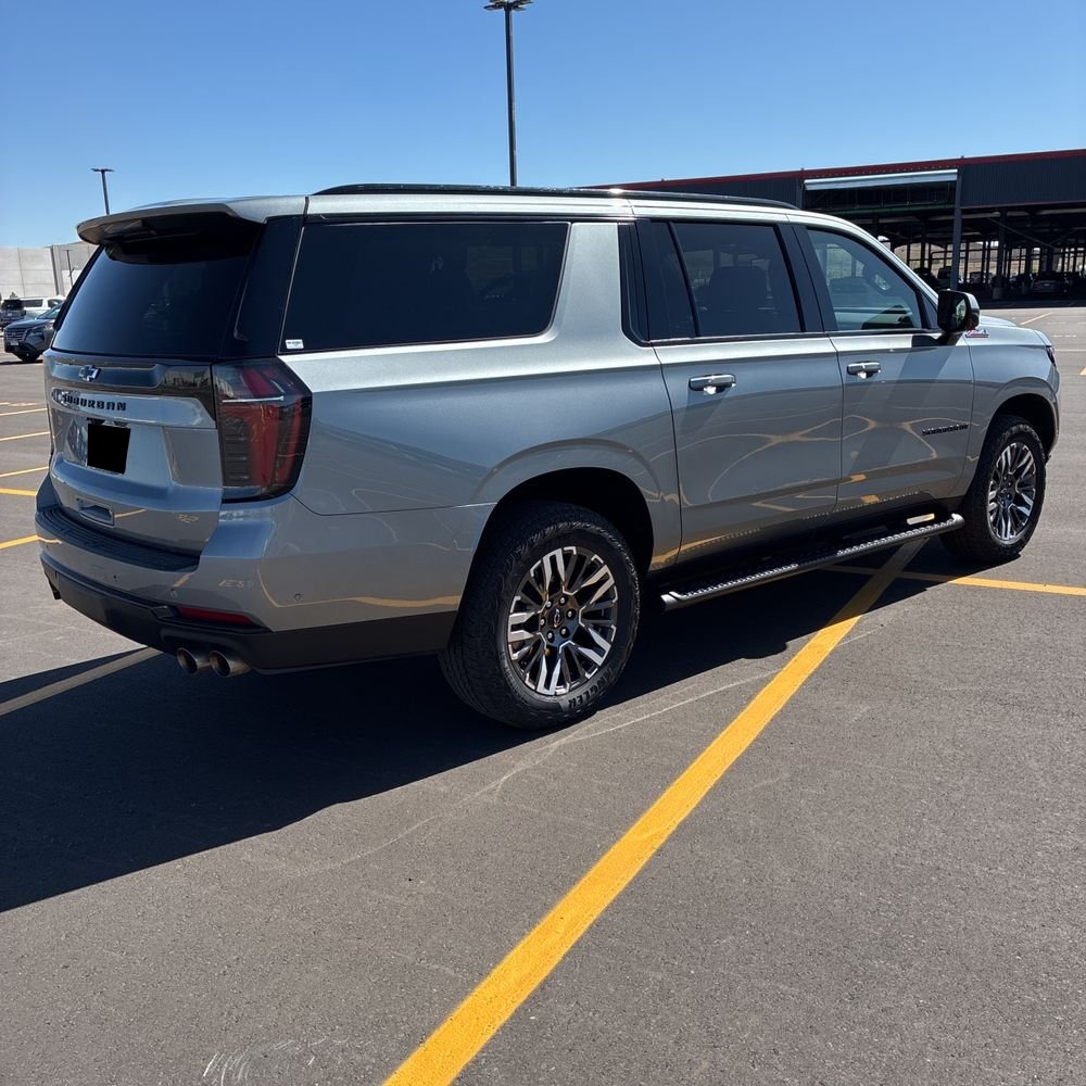 2025 Chevrolet Suburban Z71