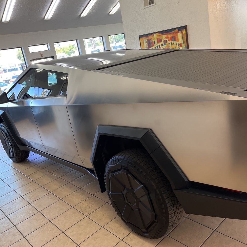 2024 Tesla Cybertruck CyberBeast