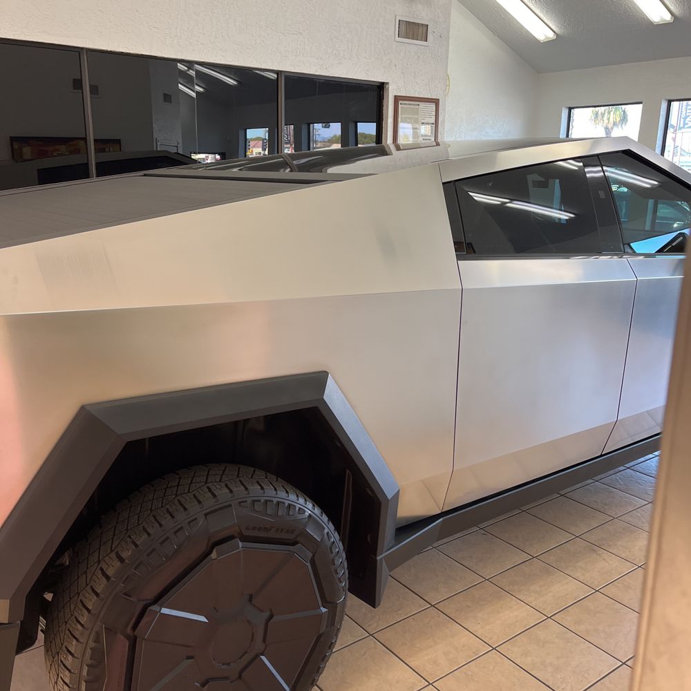 2024 Tesla Cybertruck CyberBeast