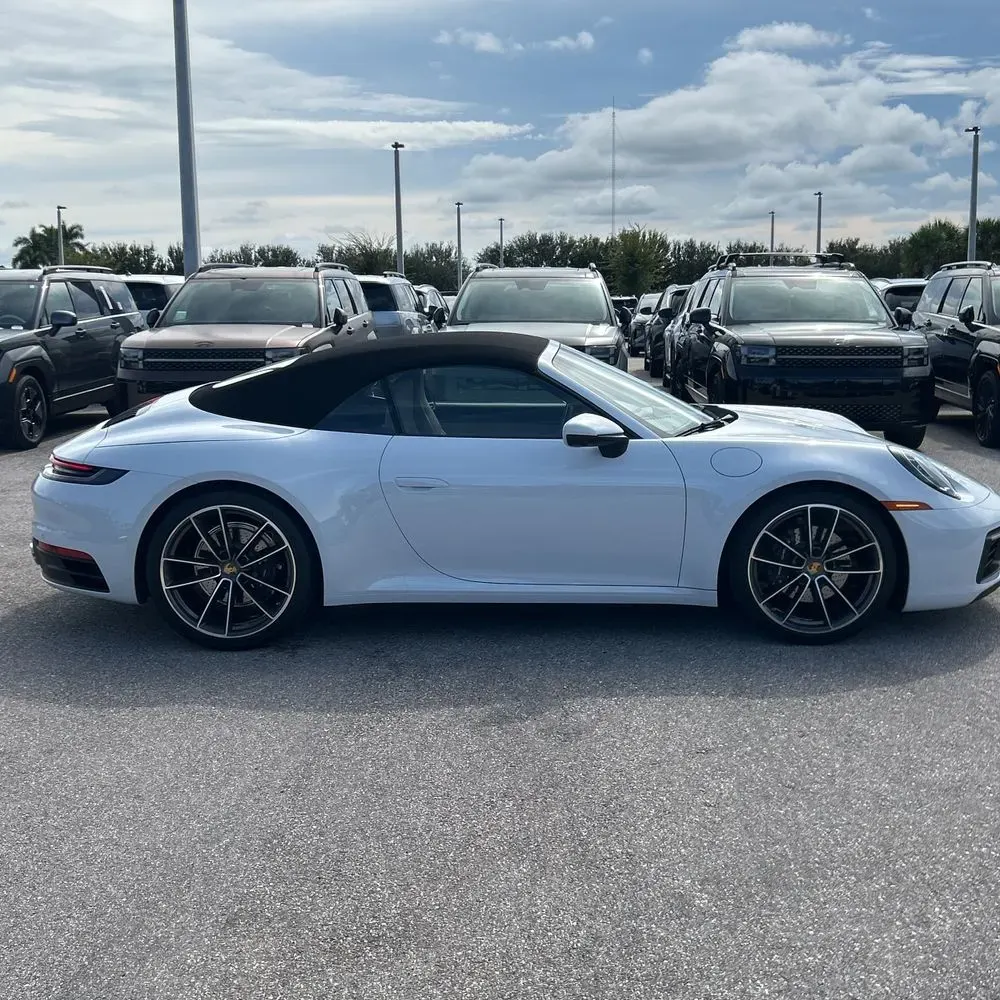 2023 Porsche 911 Carrera