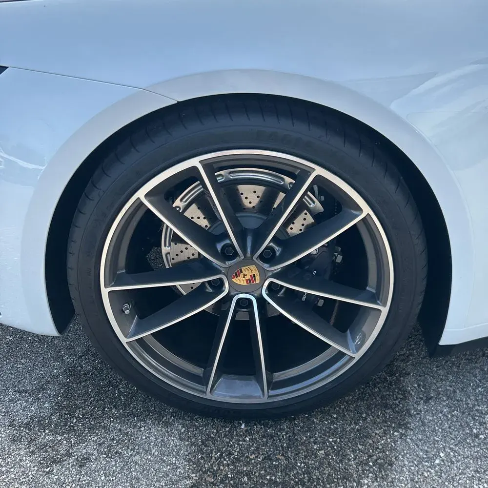 2023 Porsche 911 Carrera